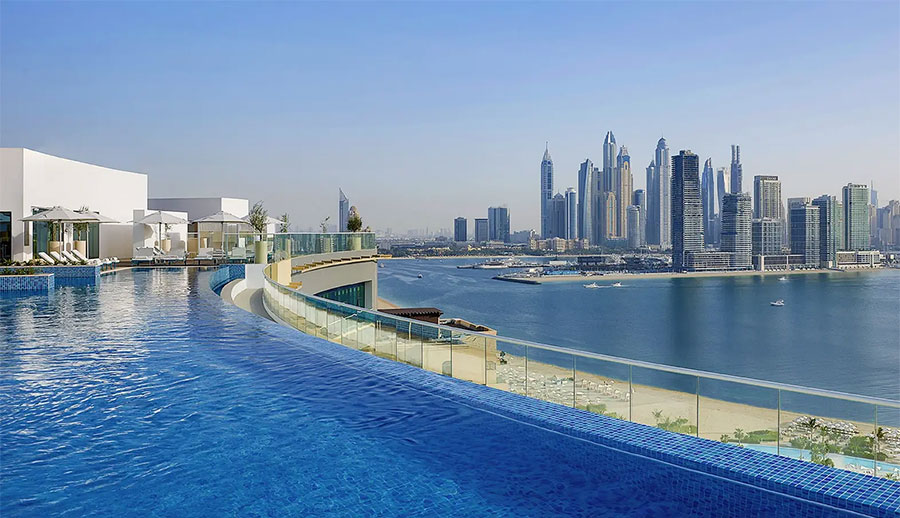 Luxurious Stay in Dubai Worth £2,974