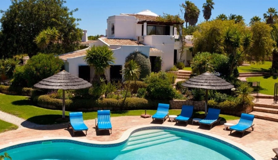 Seven-Night Holiday in the Algarve
