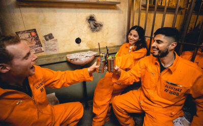 Private Cell Experience With 5 Friends