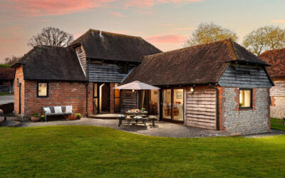 Weekend Cottage Stay For Two