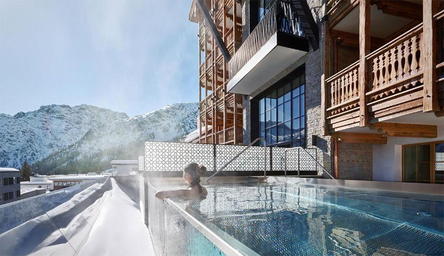 £3,500 Trip to a Lakeside Chalet in the Swiss Alps