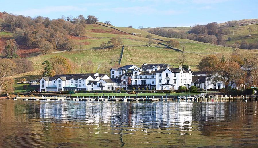 Luxury Lakeside Spa Escape