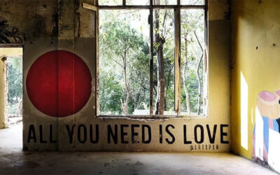 Four Photos Of The Beatles’ Bungalow