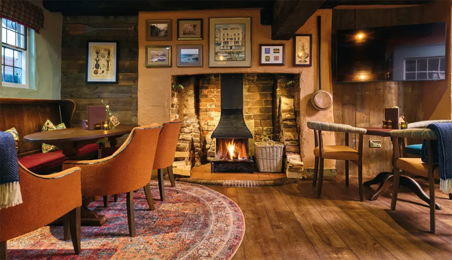 Coastal Stay at the Royal Castle