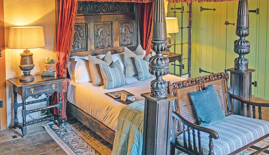 Stay At The George Inn