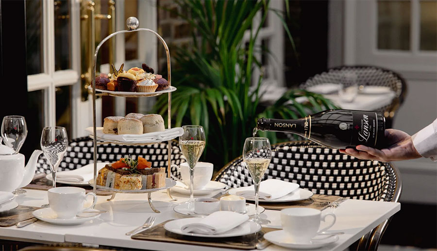 Luxury Dining And Theatre Experience In London