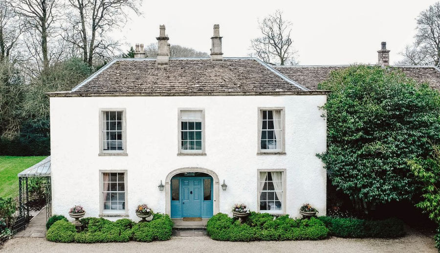 Overnight Stay At Kingscote House In The Cotswolds