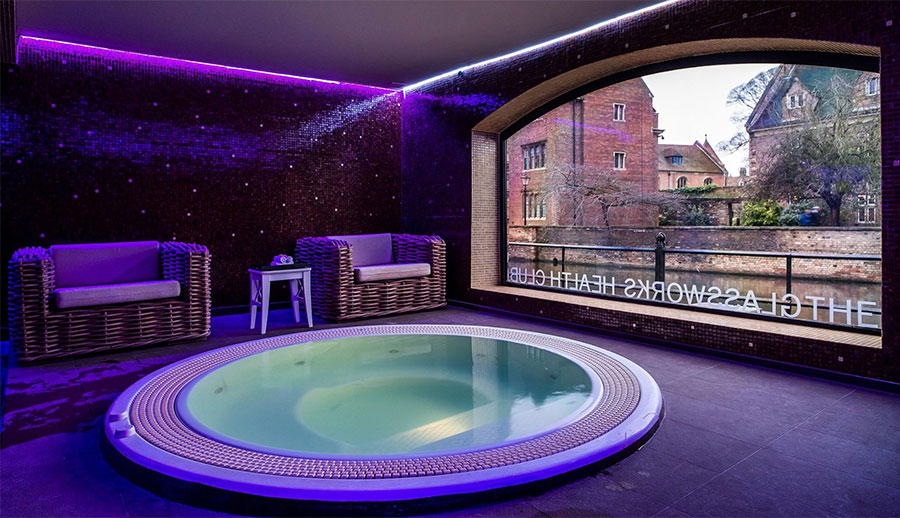 Stay At The Varsity Hotel & Spa