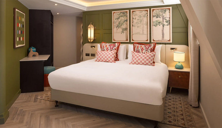 £1,200 Stay for Two at Hyde & Seek