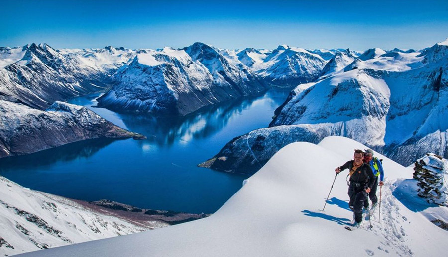 £3,370 Ski & Sail Adventure